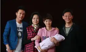 青春期再撞更年期育儿难题引发热议