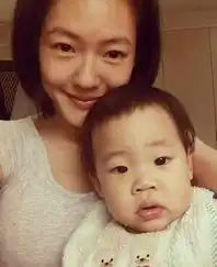小沈阳女儿小s女儿盘点明星家的丑小孩组图
