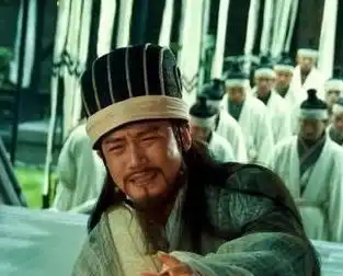 赵云死了诸葛亮没有哭,为何张苞死诸葛亮却吐血大哭不止
