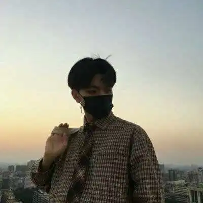 男生头像真人帅气图片戴口罩青春就应该放肆