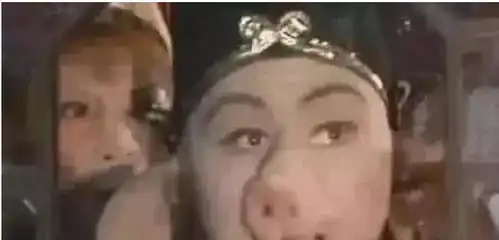 史上最尴尬的穿帮镜头杨过的雕我忍了,八戒的鼻子笑喷了
