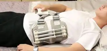 腰间盘突出牵引示意图
