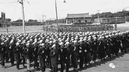 威武师,雄壮日今日聚焦朱日和附历年阅兵回顾大全
