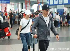 袁泉一家三口罕见同框夏雨全程护驾为女儿挡镜头
