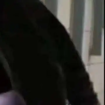 抖音奥特曼穿貂戴墨镜九宫格怎么弄
