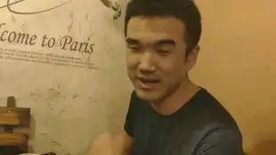 诺哥结婚后的party上晶哥经典再现现场炸的让人不知所措
