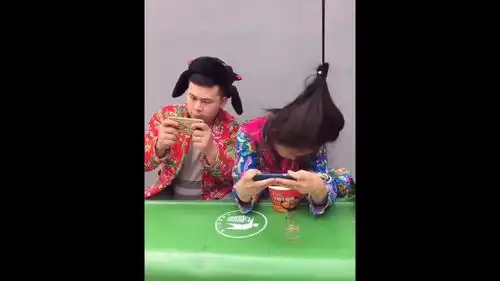 爆笑糗事为什么玩王者我就遇不到这样的队友
