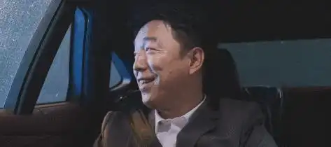从前搞不懂星爷的癫,现在看不透黄渤的笑
