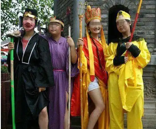 美女这么调戏男朋友合适吗
