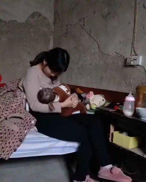 爆笑gif家境不好但是有个漂亮老婆是什么体验
