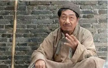 民间故事半仙算命有奇招,不料算了一辈子,却没算到自己的遭遇