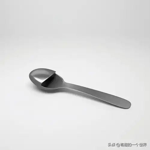 思路清奇,这位半路出家的设计师只会设计不能用的东西