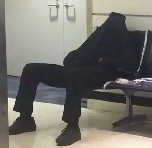 适合深夜发的文案
