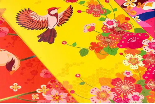 春风得意在贺岁的红包上画一幅春意盎然,祝您新年春风得意
