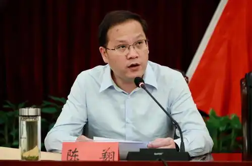 南昌县小蓝经开区2021年房屋征收安置暨重大重点项目推进调度会召开
