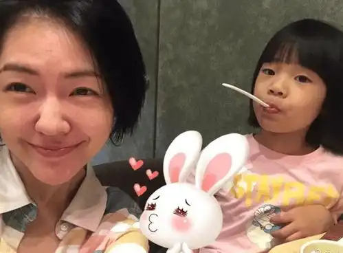 小s入了少奶奶的坑却无视孙俪打招呼
