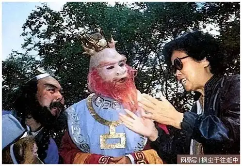1987年,西游记剧组在昆明上空惊魂一刻,飞行员凭直觉安全迫降
