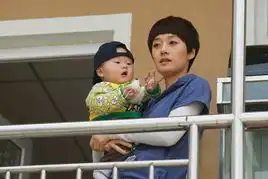 青春期2开播马伊琍蒋雯丽大谈妈妈经
