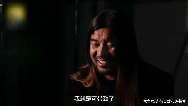 抖音网红面筋哥痴迷唱歌,吓跑妻子女儿,曾被韩红怒斥滚
