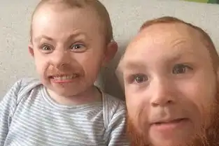 英国博主晒出与儿子换脸照掀热潮