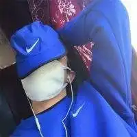 戴口罩帅哥照片真实头像