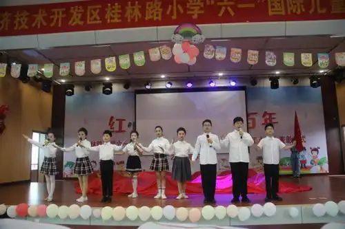 看日照孩子们的快乐六一组图
