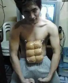 搞笑段子姑娘这样的洗头方式,蛮特别的
