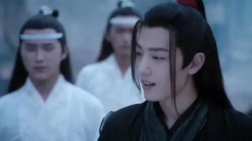 陈情令128魏婴学会禁言术,蓝湛1个眼神,路过的蓝思追秒配合
