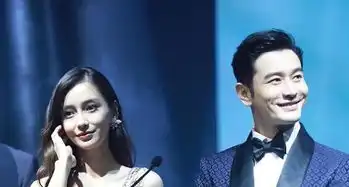 罕见合体黄晓明baby出席活动,全程零互动引争议,网友太明显
