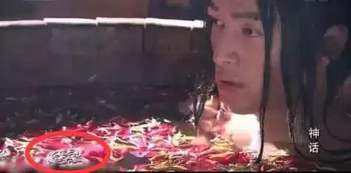 笑出眼泪的穿帮镜头,八戒的鼻子我忍了,杨洋竟然穿坡跟鞋
