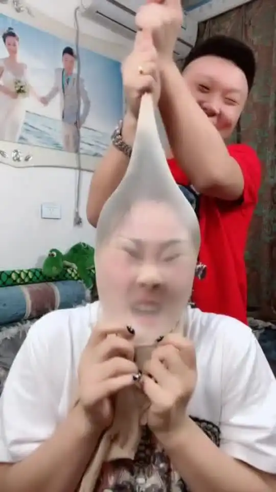 恶搞女友之世界最丑
