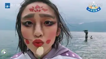 跑男节目组让鹿晗邓超给女生化妆妆效搞笑但是用的化妆品很实用
