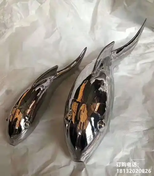不锈钢鲤鱼飞翔雕塑新疆白钢雕塑鱼
