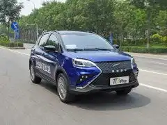云度云度π32018款pro运动尊贵型图片
