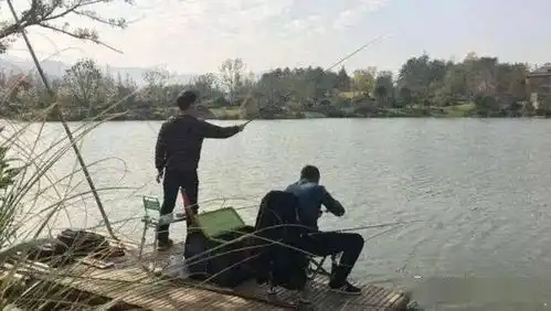 冷空气来时最易钓获大鲫鱼,抓住出钓时机是关键
