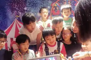 吴镇宇为费曼庆8岁生日一家三口罕见同框8730713

