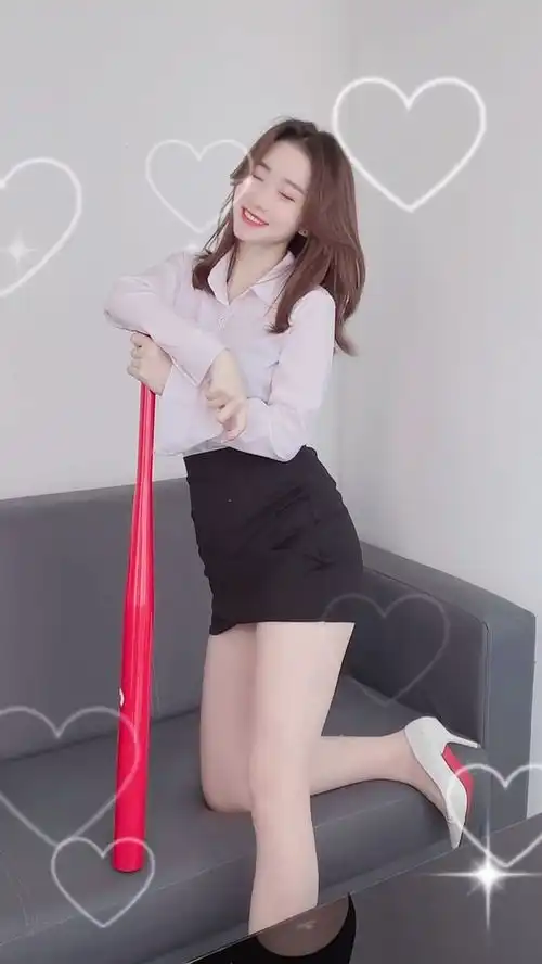 一块腹肌的最靠谱,你们说是吧.搞笑