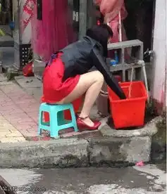 搞笑图片如何对付一直想买买买的女朋友

