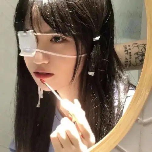 头像保持年轻的秘诀谎报年龄

