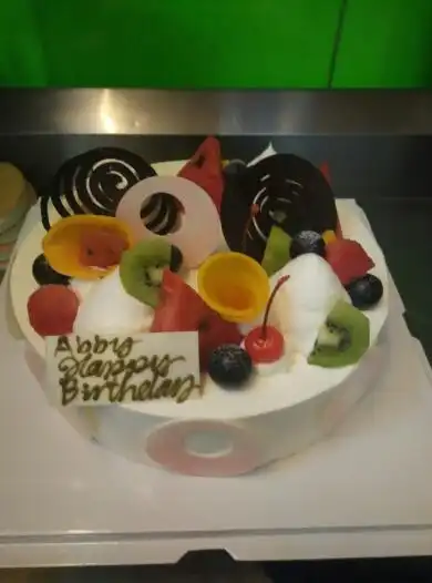 微信里面怎么找不到生日蛋糕的图片
