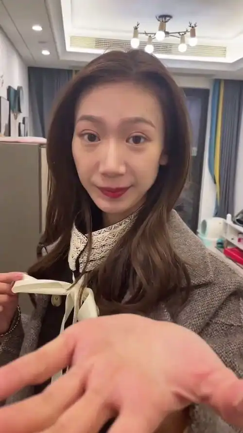 当打麻将输给嫂子后,我心态崩了啊搞笑视频
