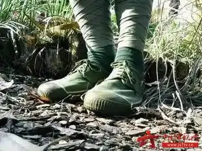 那些藏在解放鞋里的故事
