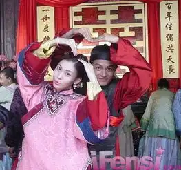 李易峰钟汉良范冰冰谢娜明星片场搞怪照笑cry
