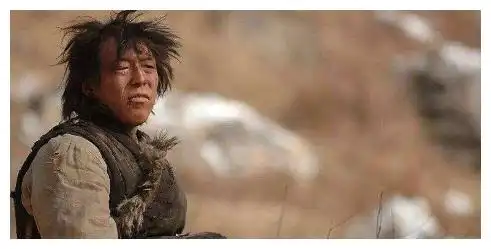 因长相被嘲笑,比黄渤更丑,现身家过亿迎娶娇妻
