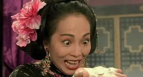 戏里演丑女,戏外是仙女,她在周星驰里演丑女,其实是个大美女
