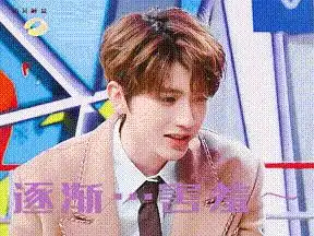 做了几个菜学长的表情包测试了一下都可以添加进wx