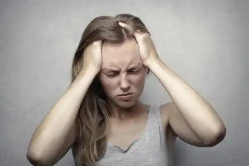 那个把孕妻推下悬崖的男人被判了无期不改变3种心态,女人就会遇到渣男

