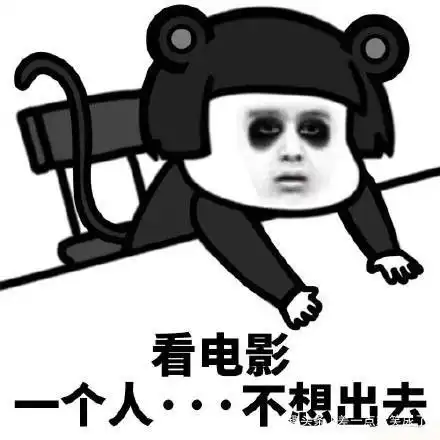 开心一刻放学回家,一对双胞胎兄弟兴奋地告诉母亲
