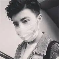 戴口罩帅哥照片真实头像