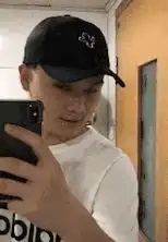 搞笑图片幽默段子笑话老哥,你们这样的智商已经不需要楼梯了
